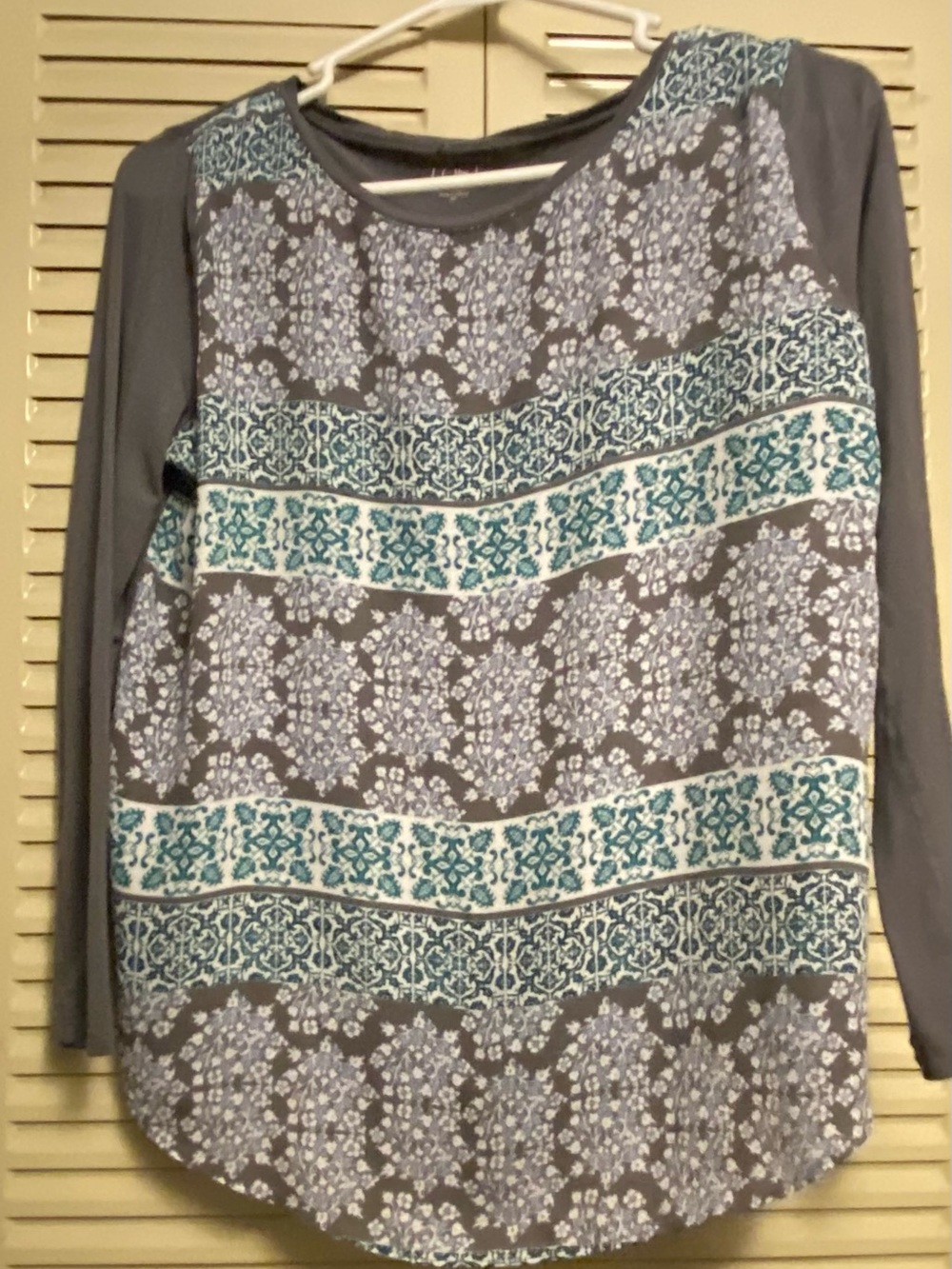 LOFT Gray Long-Sleeve Floral Stripe Top with Teal Accents